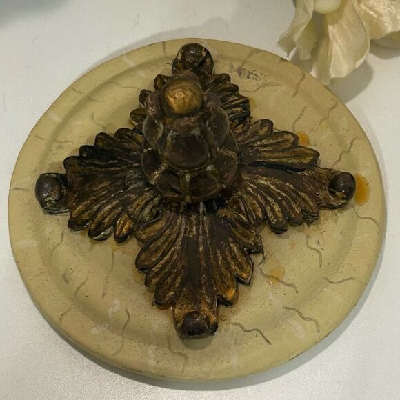 Antique Look Roman Greek Urn Planter Vase 9"x 11" Cream & Bronze Ornate With Lid - Picture 11 of 14